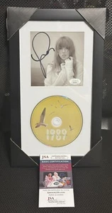Taylor Swift signed Foto gerahmt mit 1989 (Taylor’s Version) CD JSA COA Autogramm - Bild 1 von 3