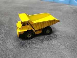 C4 1979 Hot Wheels Caterpillar Dump Truck - Construction Vehicle. - Picture 1 of 8