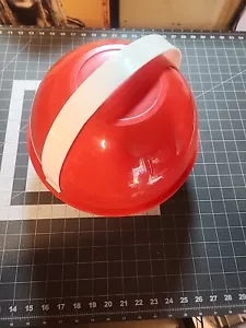 Vintage INGRID Red Ball Picnic Set Complete USA Made - Picture 1 of 7