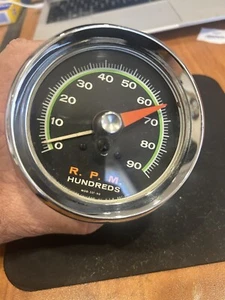 Sun Tachometer Green Line Vintage Day 2 Tach Muscle Car Custom Street J20155 - Picture 1 of 12
