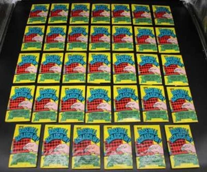 (34) 1981 Topps Baseball Scratch-Off Sealed Wax Pack Lot Oversized DN236 - Picture 1 of 2