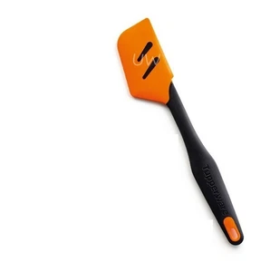 Raspador superior grande Tupperware D167 raspador de olla espátula de masa negro/naranja - Imagen 1 de 1