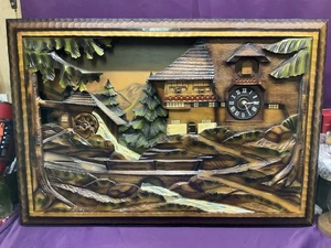 Schwarzwälder Holz Wandschnitzerei mit Schweizer beweglicher Spieluhr und Kuckucksuhr. - Bild 1 von 20