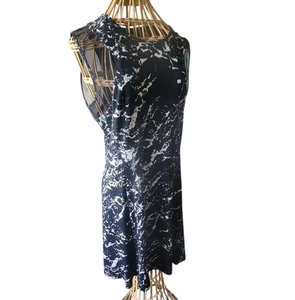 Abito donna Vince Camuto taglia media nero bianco astratto stampa senza maniche maglia - Foto 1 di 9