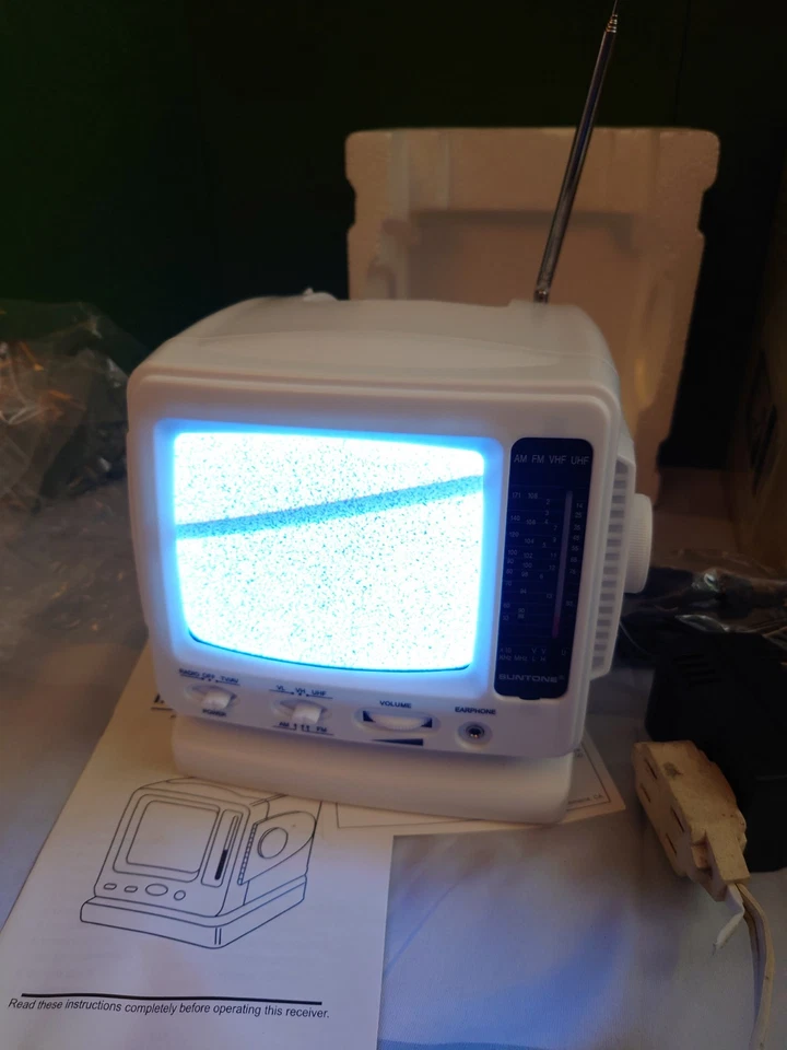 Vtg Suntone ELEC1900 Black & White Analog TV Television & AM/FM Radio