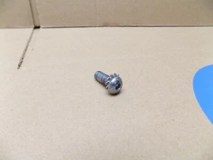 1 - Vintage OG Herman Miller Eames Aluminium Group Chair Base to Seat Frame Bolt - Bild 1 von 2