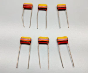 CANTIDAD DE 6 CONDENSADORES PECES TROPICALES 47nF 250 VOLTIOS - Imagen 1 de 2