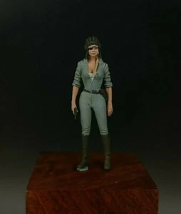 1/35 Built and Painted WWII Soviet Russian Female Tanker Figure Model - Picture 1 of 8