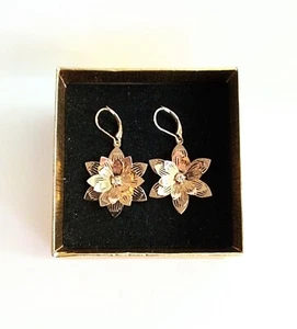 Ohrringe mit Zirkonia Blume, 24 Karat vergoldet - Bild 1 von 1