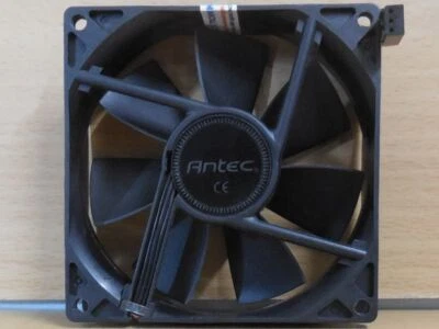 Antec Gehäuselüfter schwarz 92mm Case FAN Gehäuse Lüfter 3-pin* GL191 - Bild 1 von 2
