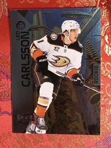 Leo Carlsson 2023/24 Metal Universe Hockey RC $151 Anaheim Ducks Rookie Card - Picture 1 of 1