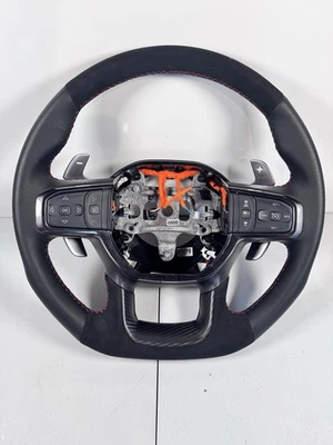 Volante de gamuza negro térmico modelo 2021-2024 Dodge Ram 1500 TRX fabricante de equipos originales Foto 1 de 4