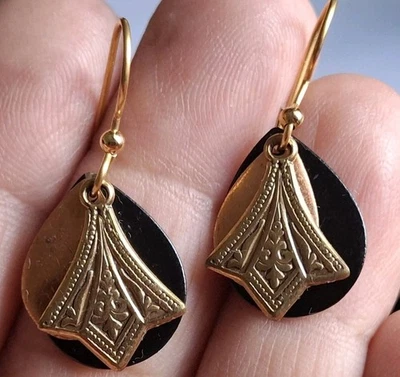 PENDIENTES COLGANTES QUIRÚRGICOS PLATA BOSQUE CAPAS 18K TONO ORO 1" Foto 1 de 3