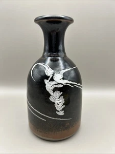 Studio Pottery Jack Crisp Hand Thrown Vase Yorkshire Shelby 15 cm high - Picture 1 of 6