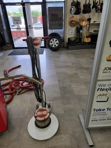 floor cleaner marching - Picture 1 of 1