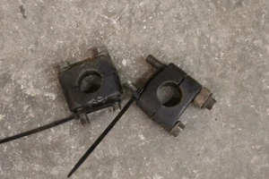2005 ARCTIC CAT 650 V2 HANDLEBAR CLAMPS HANDLE BAR 4X4 05 - Picture 1 of 8