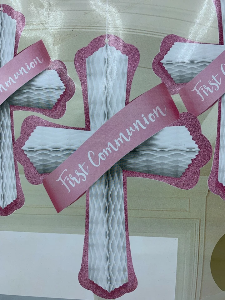 Amscan First Communion Honeycomb Cross Decorations 3 Pieces Baptism Confirmation - Image 1 of 3