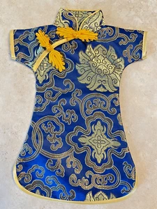 Kimono Dress Bottle Cover Blue and Gold Asian Print - Picture 1 of 2