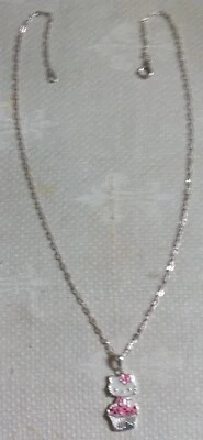 Collar colgante de cupcake Hello Kitty esmaltado cadena de metal JCM Sanrio ST de 16,5" Foto 1 de 4