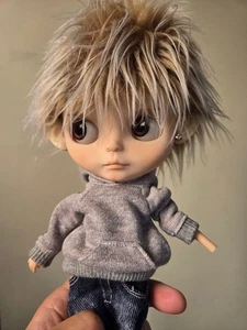 Custom Blythe Puppe Junge Outfit inklusive Künstlerpuppe Unikat - Bild 1 von 5