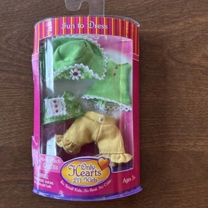 Only Hearts Club Li'l Kinder Puppe Spaß zum Anziehen grün Sommerkleid Shorts Outfit Set - Bild 1 von 2