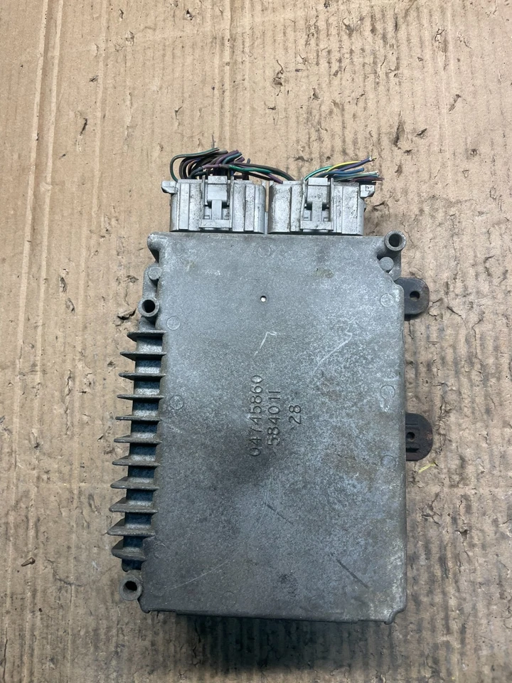 2001 Dodge Caravan двигатель компьютер управления ECM ECU P05127669AA s4921 DG - Изображение 1 из 4