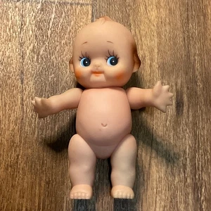 Muñeca Kewpie De Colección 8" Cabello Marrón Hecha en Taiwán Brazos con Bisagras Piernas Ojos Azules Frotar - Imagen 1 de 9
