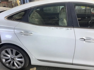 Conjunto de puerta trasera derecha usado lado trasero se adapta a: Hyundai Azera 2013 eléctrico con sol Foto 1 de 4