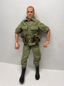 Vintage Hasbro Gi Joe 11 Zoll WWII Ranger Soldat komplette Uniform - Bild 1 von 5
