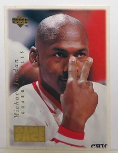 Bulls 1996-97 Upper Deck Collector's Choice Game Face Michael Jordan #GF2 - Imagen 1 de 3