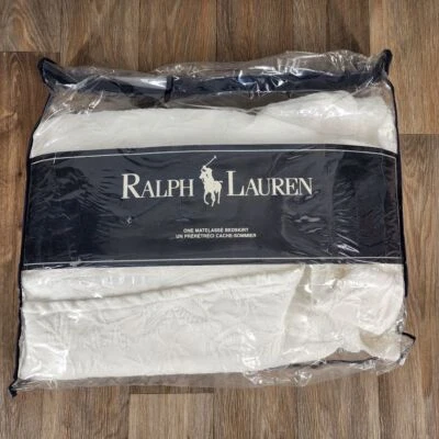 Ralph Lauren Twin Size White Cotton Leaf Bed Skirt Dust Ruffle Bedding Linens - Image 1 of 4