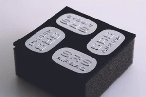 JUEGO DE 4 LLANTAS CROMADAS SRS INSIGNIA PARA MERCEDES BENZ W163 ML CLASE M 1997-2005 - Imagen 1 de 4