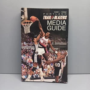 1991-92 Portland Trail Blazers NBA Basketball Media Guide Book Clyde Drexler - Picture 1 of 14