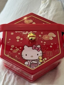 Scatola porta caramelle/bento stile giapponese Hello Kitty nuova con scatola dal Giappone. - Foto 1 di 8