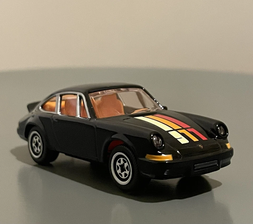 Modellino Majorette Kia Stinger Performance Auto Premium 223A-1 Giallo Metallo