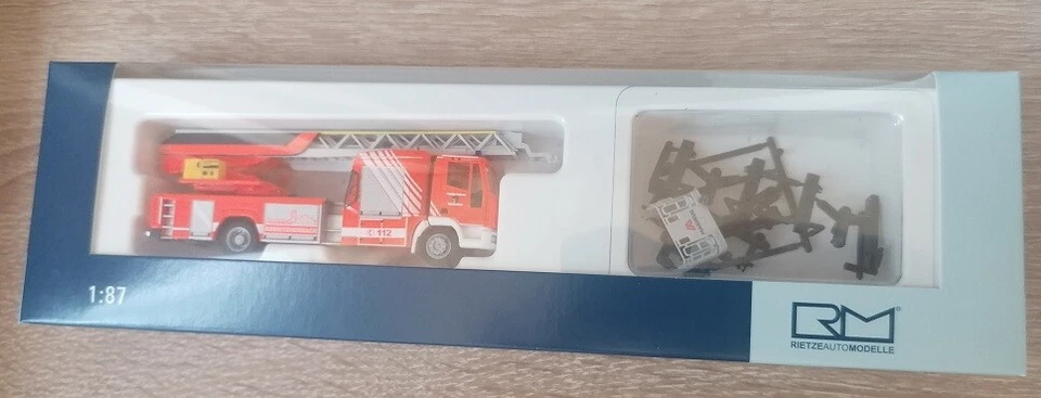 Rietze 68581 - 1/87 Magirus DLK FW Rednitzhembach - Nuovo - Immagine 1 di 1