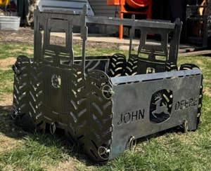 John Deere faltbare Feuerstelle - Bild 1 von 5