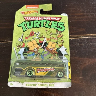 Autobús escolar Hot Wheels Teenage Mutant Ninja Turtles Surfin 2020 apesta a 5/5 pies Foto 1 de 4