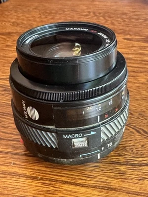 Minolta AF Zoom 35-79mm Lens, Macrofocus w/ Sunshade & UV Filter, Fast Autofocus - Image 1 of 4
