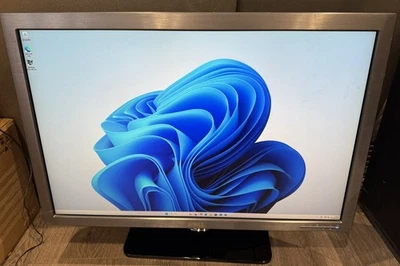 Dell 3008WFPt 30" Widescreen LCD IPS Monitor Display FlatScreen - Image 1 of 3