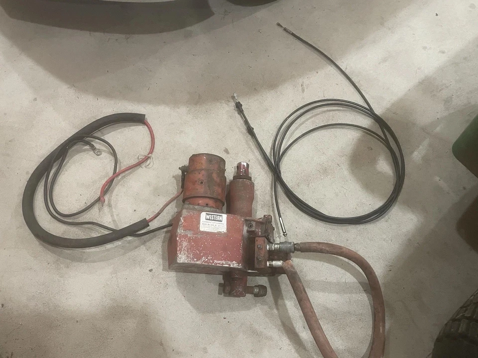 Controlador quitanieves y joystick Western Isarmatic Mark III Foto 1 de 4