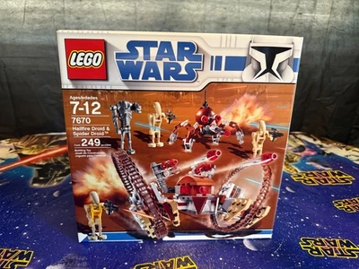 LEGO Star Wars 7670 Hailfire Droid & Spider Droid 5 Minifigures 249 Pieces New!! - Image 1 of 4