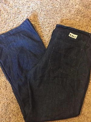 Women's VGUC DAISY FUENTES Sz 12 Dark Blue Mid Rise Flare Jeans - Image 1 of 4