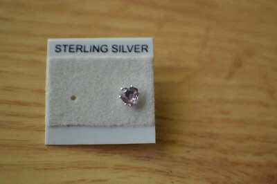 SINGLE ~ 0.33ct Purple Sapphire Earring Fine Silver 4mm Heart ~ One Earring VS Foto 1 de 4