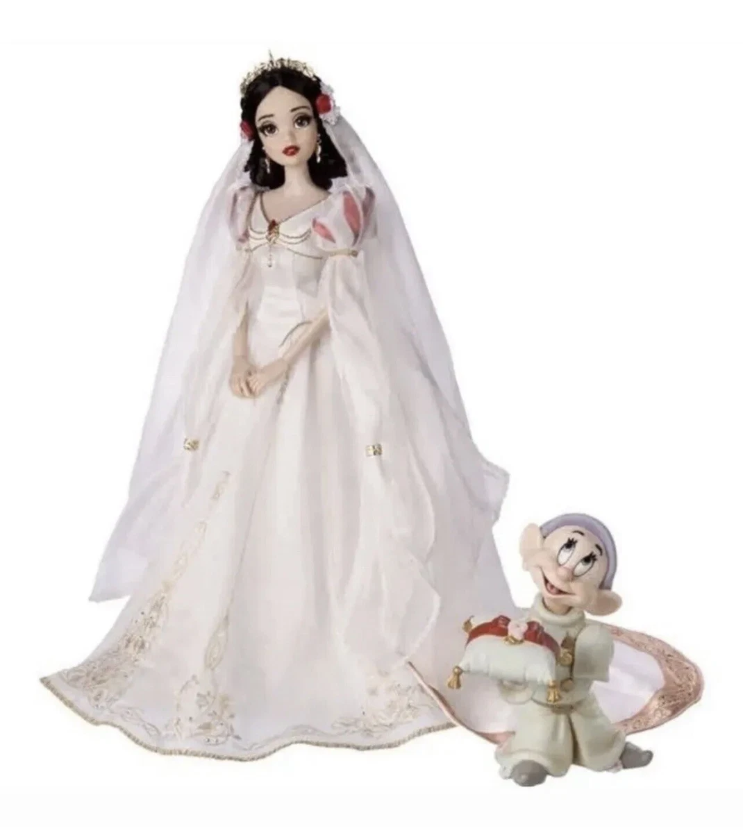 Snow White, Dwarfs D23 Expo Disney Limited Edition Collectibles
