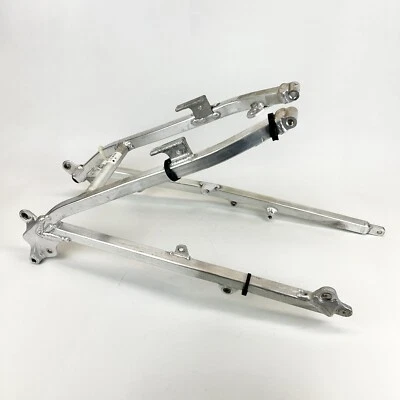 Yamaha WR450F 2005-2006 OEM Submarco chasis trasero soporte asiento riel de soporte Foto 1 de 4