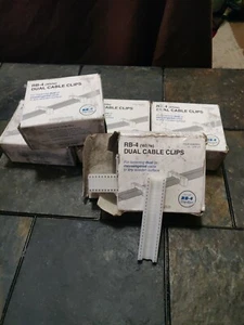 (1) 400 count box of Telecrafter RB-4 Dual Cable Clips/Staples, White Free Ship! - Picture 1 of 3