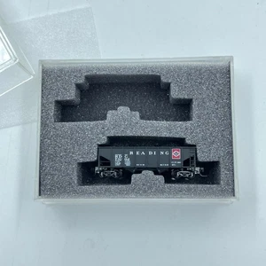 1 Uncle Will's Full Throttle Z Gauge Reading Twin Bay Hopper RDG 73092 - NEW - Picture 1 of 3