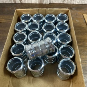 Lot Of 20 Compression EMT Coupling, 1-1/2 Inch - Picture 1 of 11