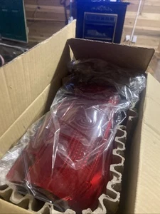 1987-1989 Ford Pick Up 11515401 Lighting - Exterior - Tail Light Assembly LH - Picture 1 of 3